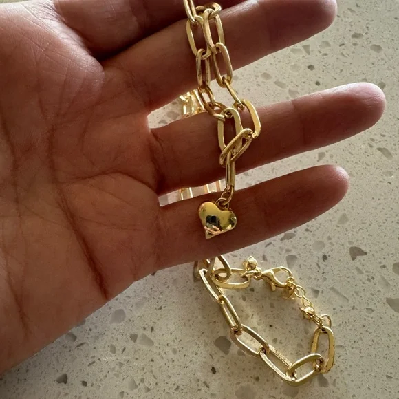 Gold Heart Charm Bracelet - Picture 1 of 5